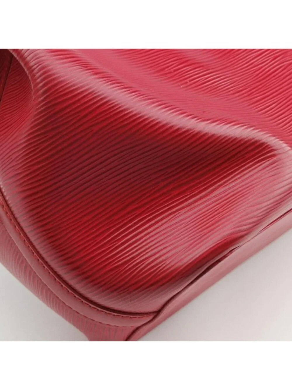 Louis Vuitton Mandala PM Castilian Red Epi Shoulder